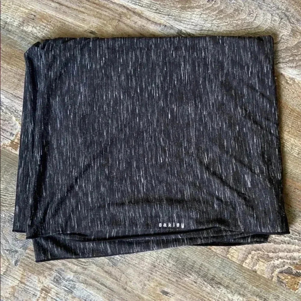 Oakley Infinity scarf - Picture 2 of 2